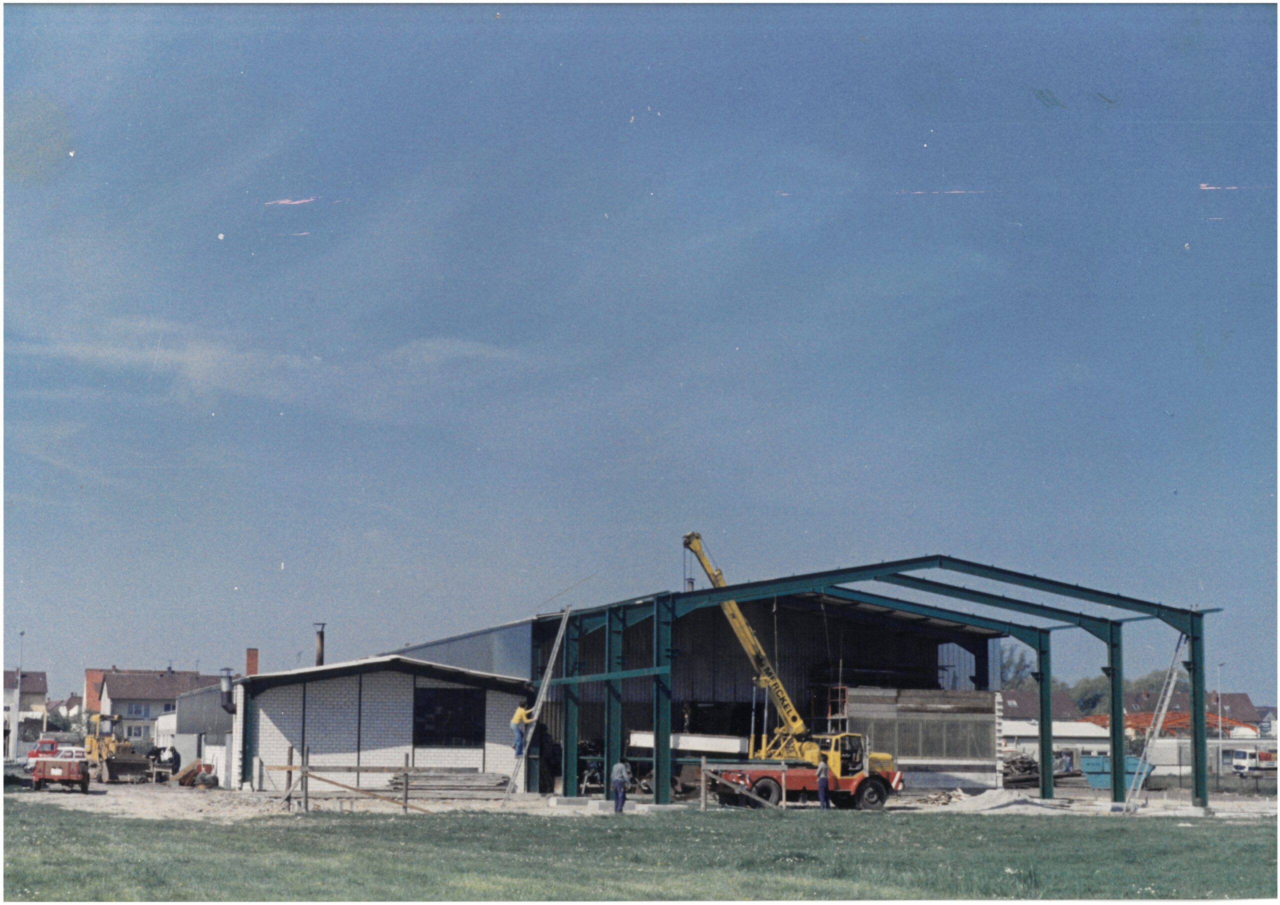 Große Stahlhalle für Von der Heydt